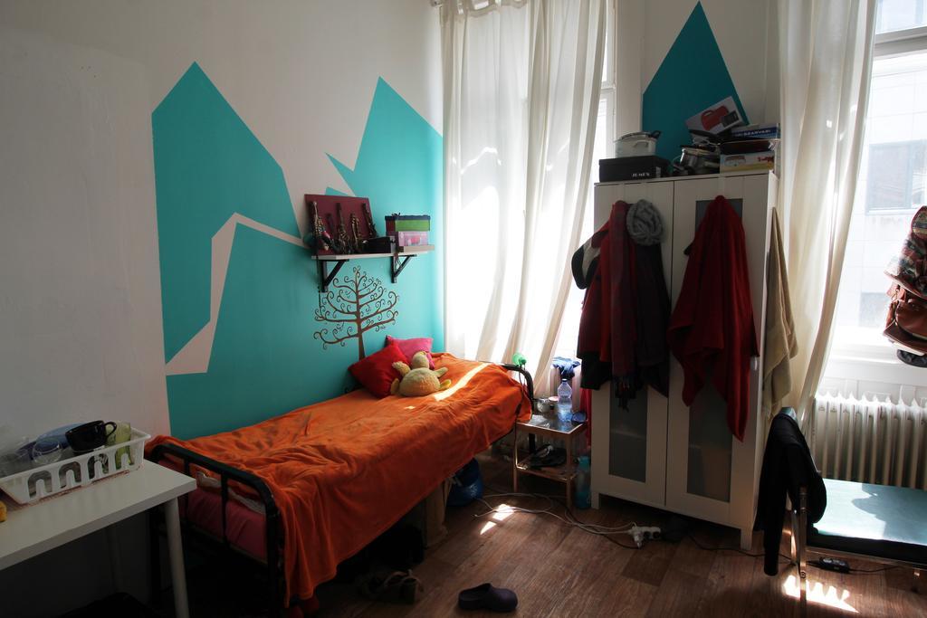 Dbc Hostel Boedapest Buitenkant foto