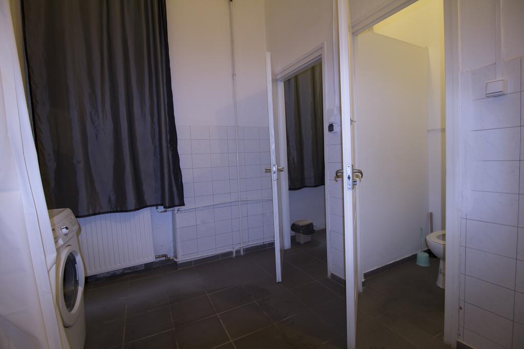 Dbc Hostel Boedapest Buitenkant foto
